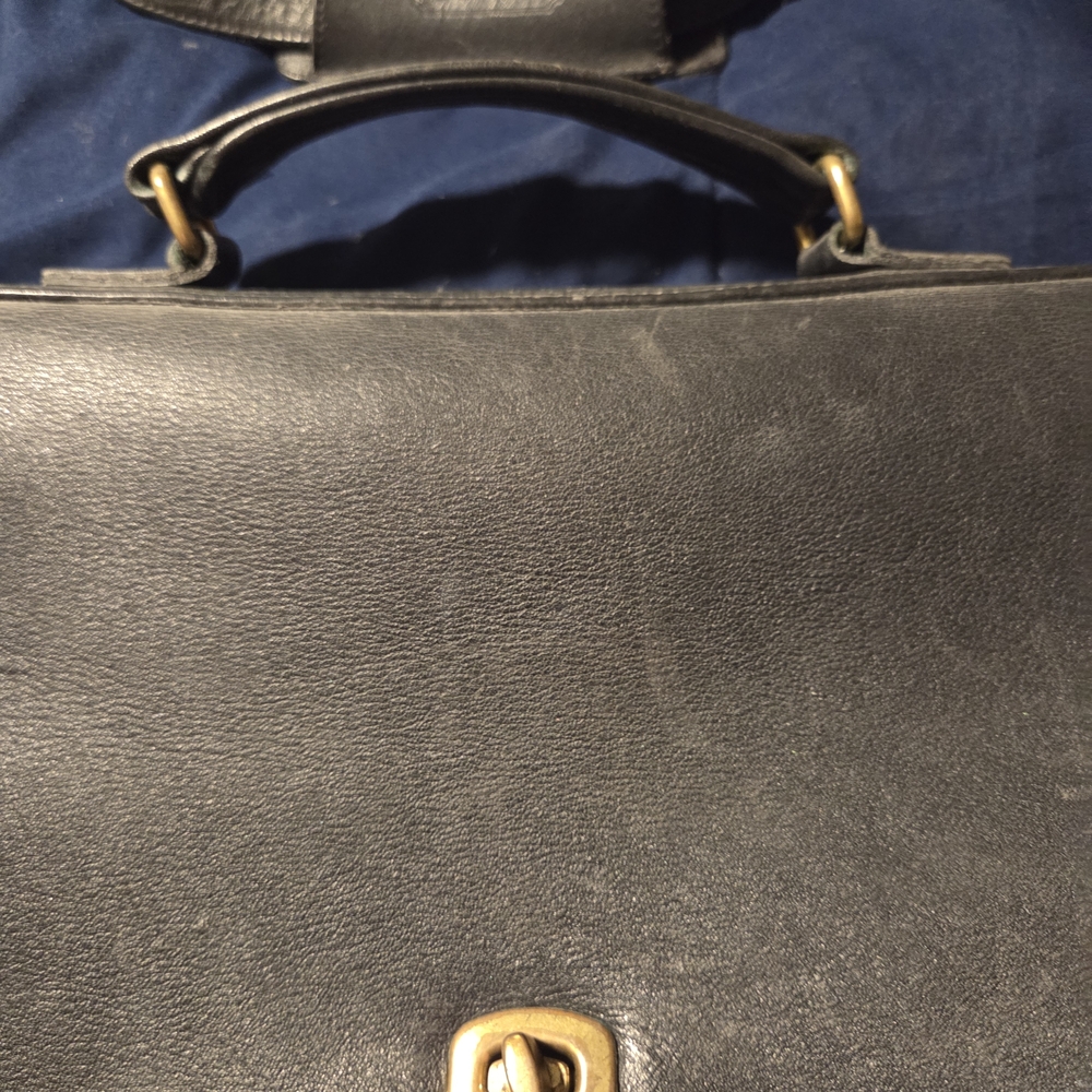 Coach Briefcase - Picture 4 of 9